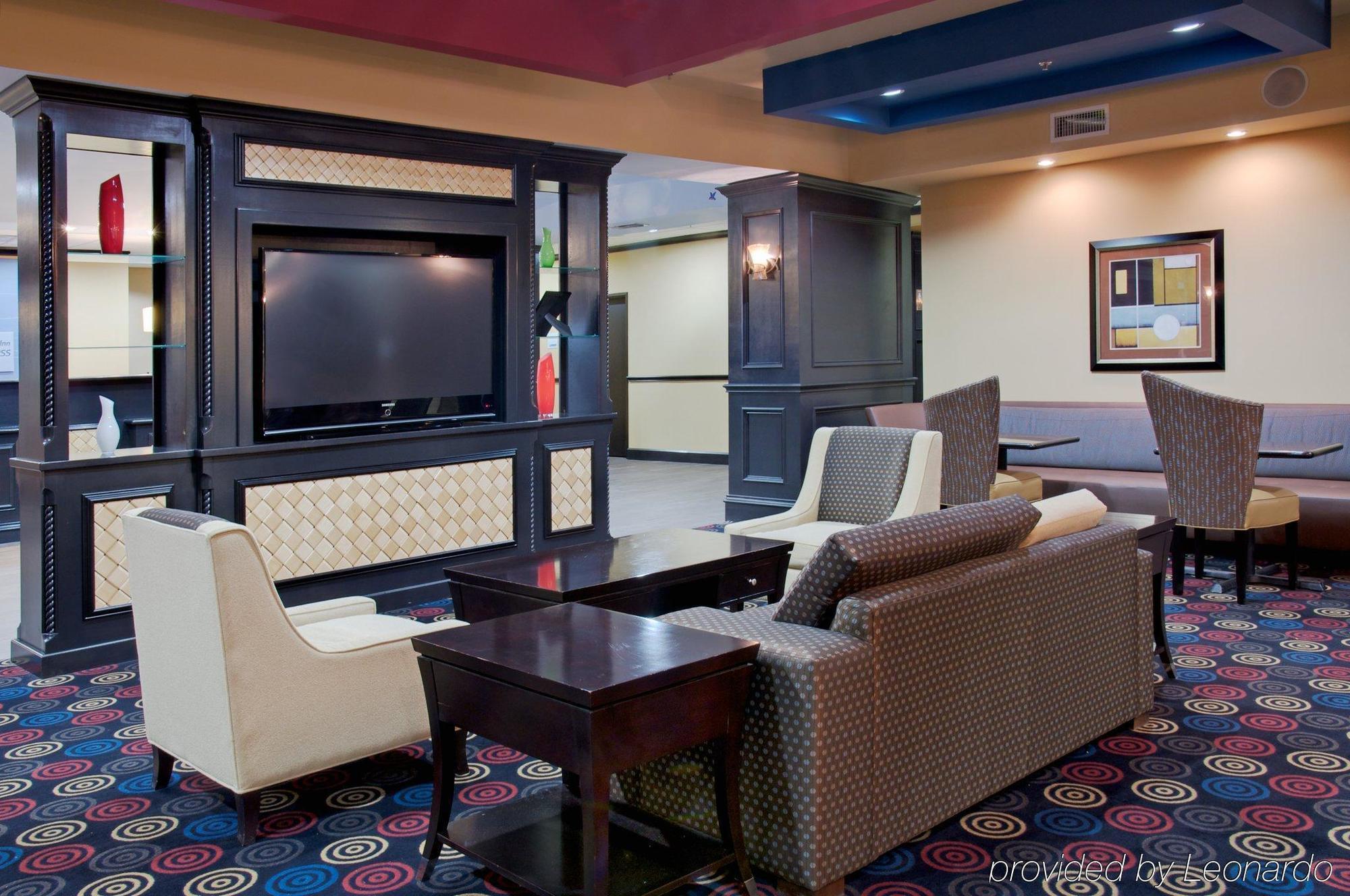 Holiday Inn Express Hotel & Suites Huntsville By Ihg Exterior foto