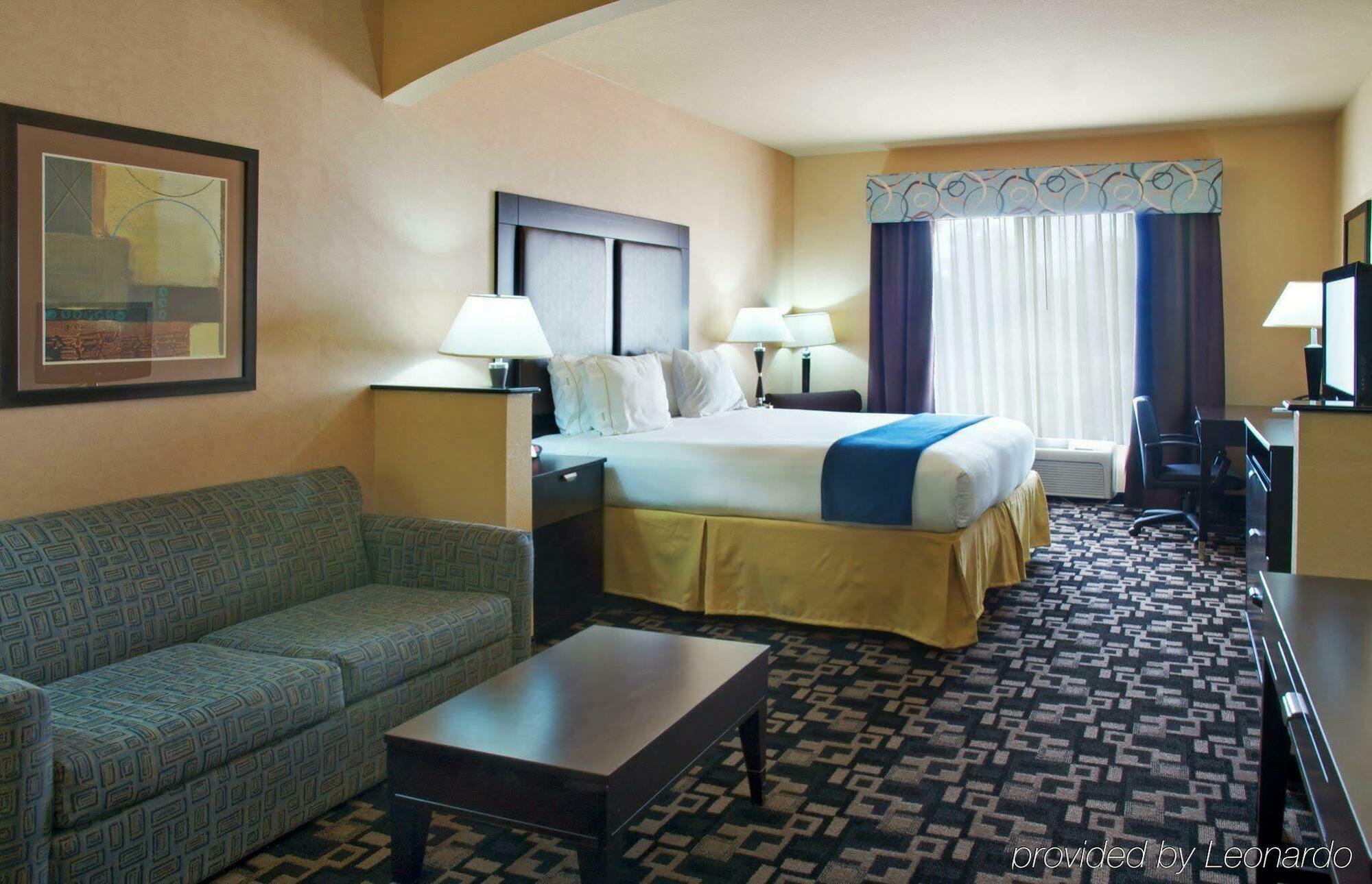 Holiday Inn Express Hotel & Suites Huntsville By Ihg Exterior foto